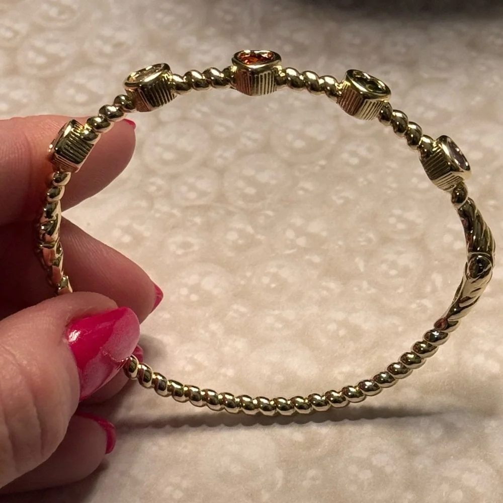 Elegant Gold Beaded Bracelet
